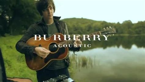 burberry acoustics between you and me